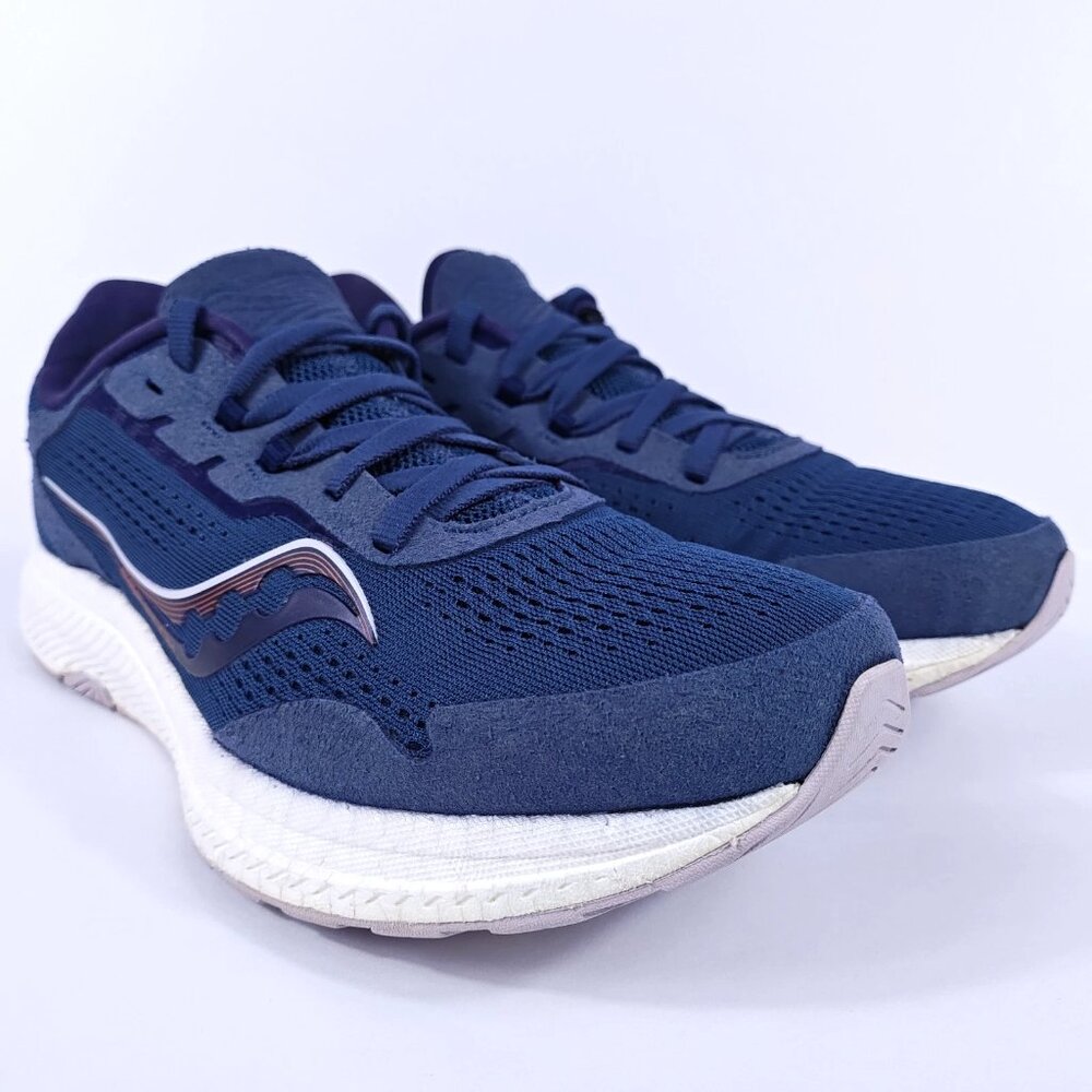 Saucony Freedom 4 Womens 7 Neutral Cushioned Road Running Shoes Blue Purple
